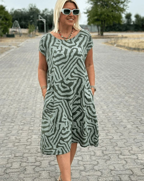 Lucinda | Chic summer dress with printed design