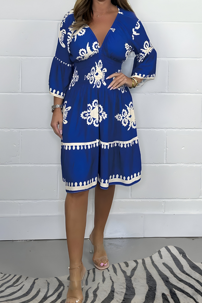 Eloise | Flattering knee-length dress